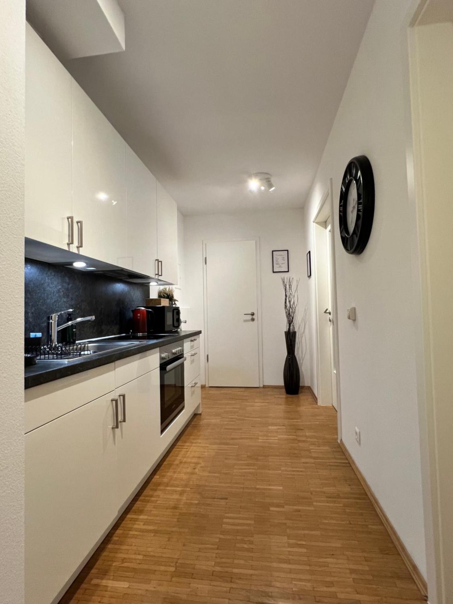 Moderne Wohnung Naehe Hbf-Lift-Tiefgarage-Contactless Check-In Hannover Ngoại thất bức ảnh